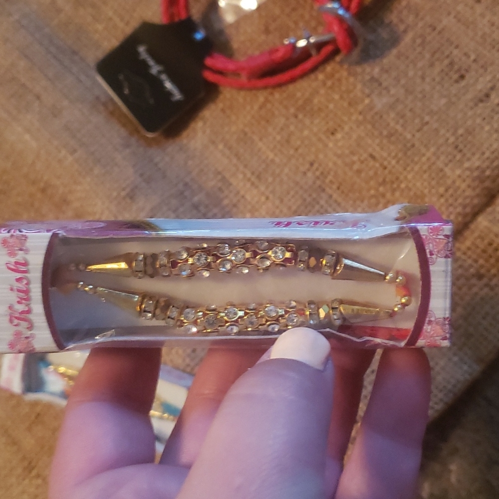 Braclets - Picture 3 of 3